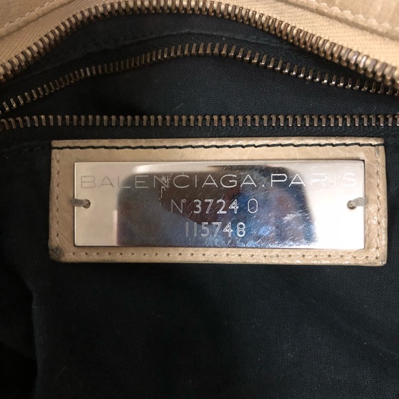 Authentic Balenciaga City Bag in Beige - Picture 3 of 8